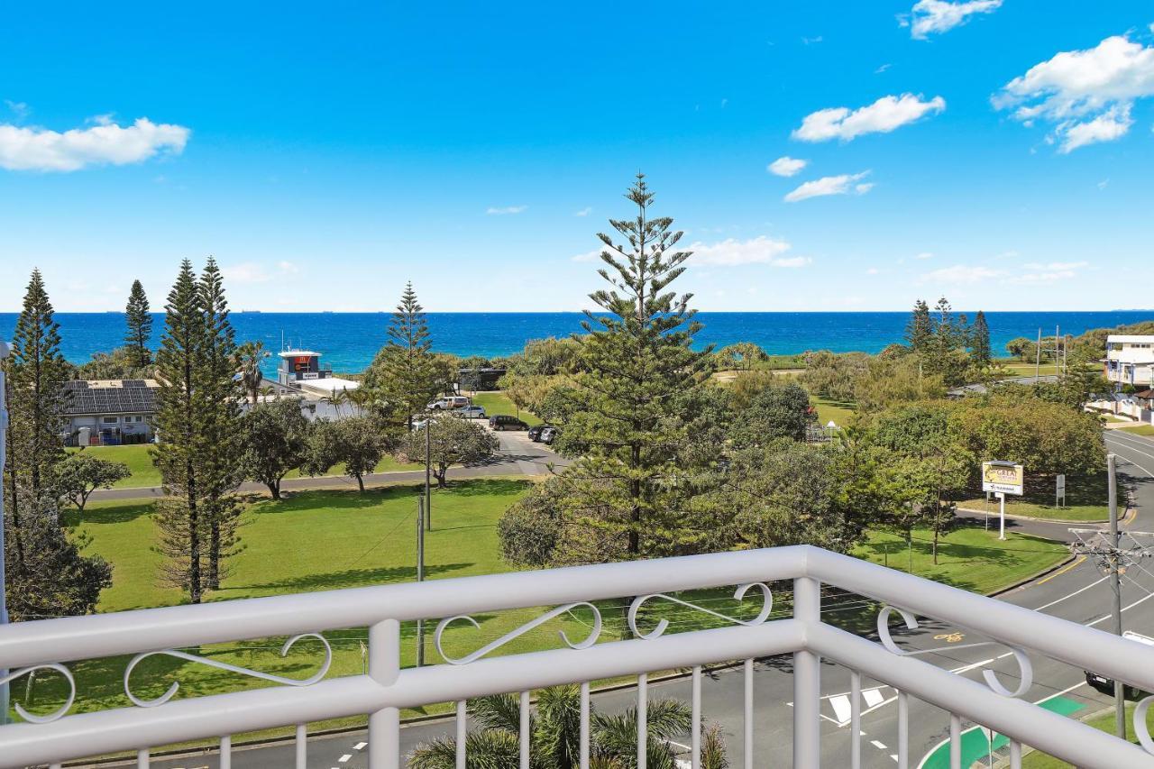 Beachside Resort Kawana Waters Buddina エクステリア 写真