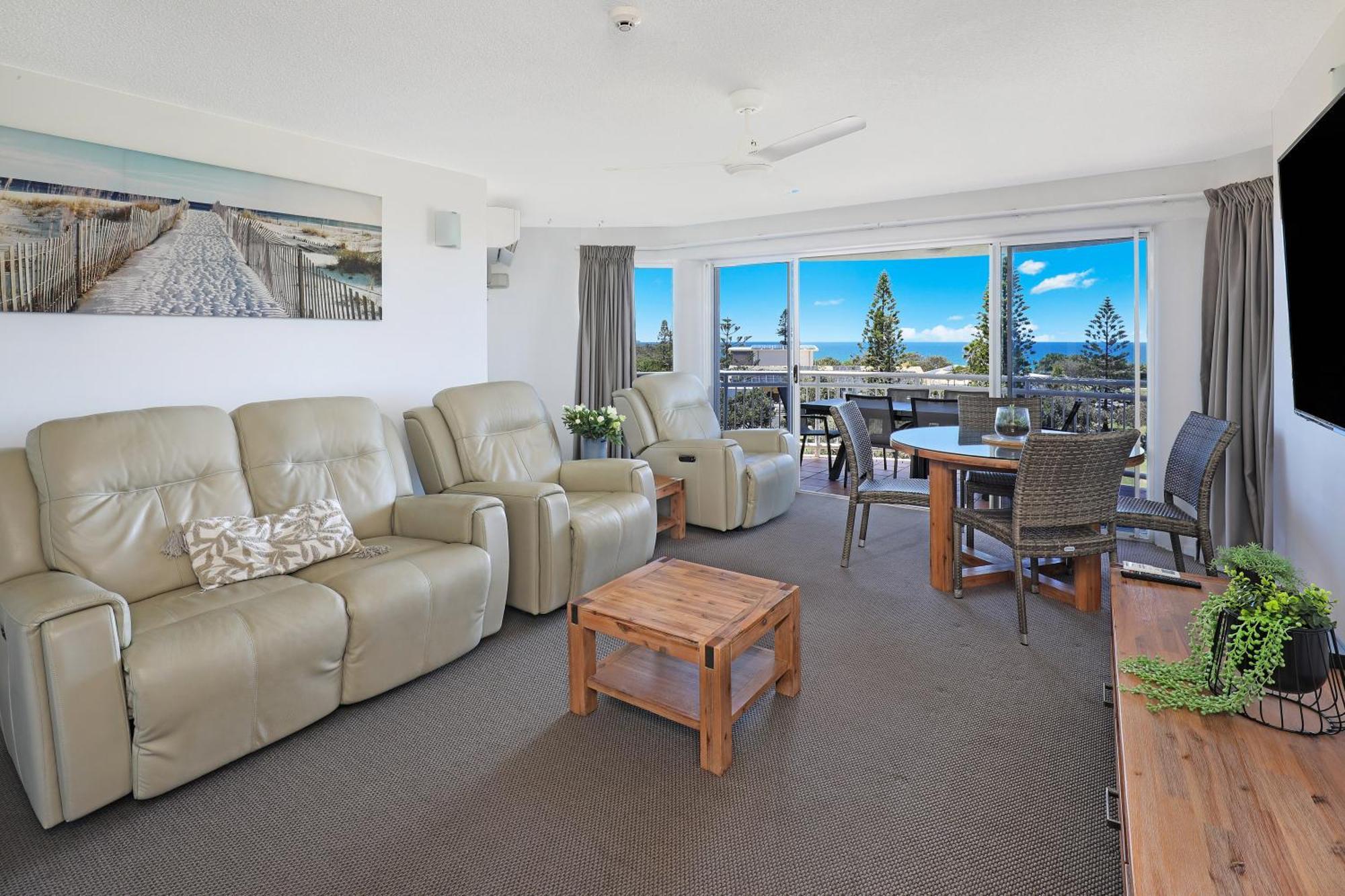 Beachside Resort Kawana Waters Buddina エクステリア 写真