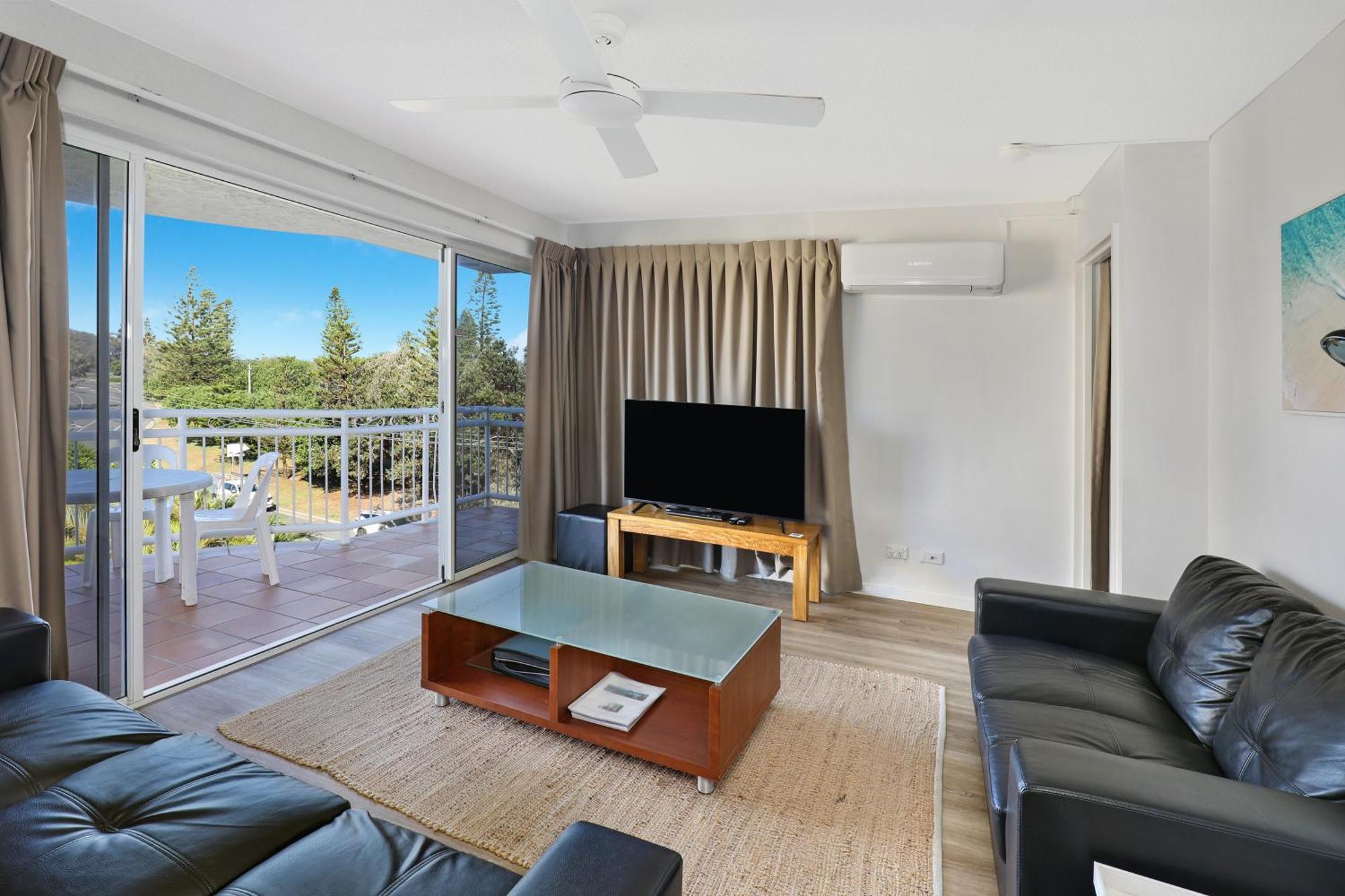Beachside Resort Kawana Waters Buddina エクステリア 写真