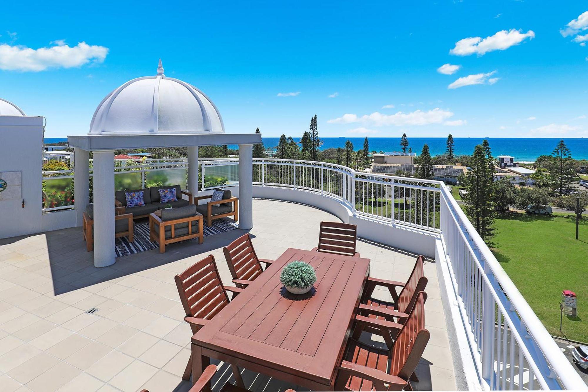 Beachside Resort Kawana Waters Buddina エクステリア 写真