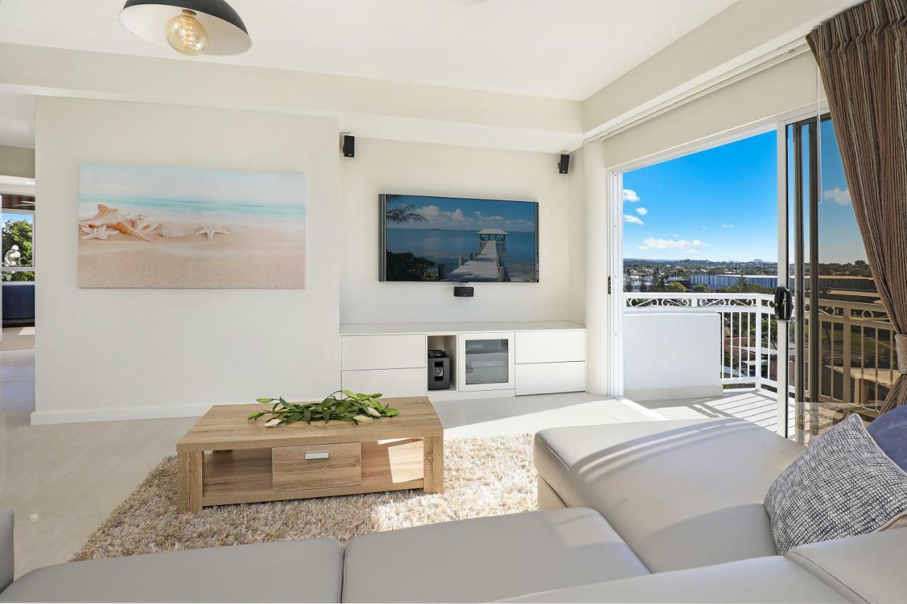 Beachside Resort Kawana Waters Buddina エクステリア 写真