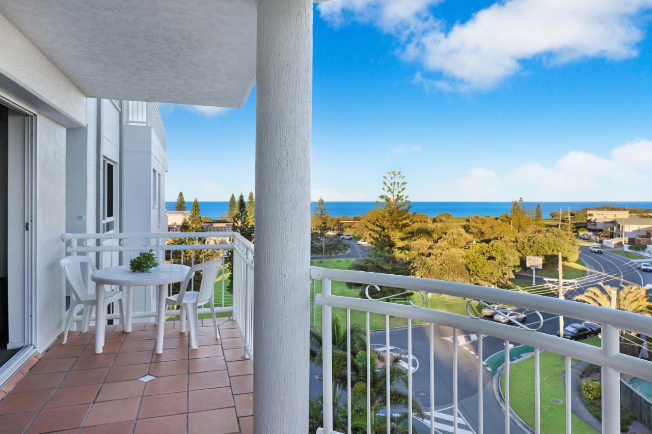 Beachside Resort Kawana Waters Buddina エクステリア 写真