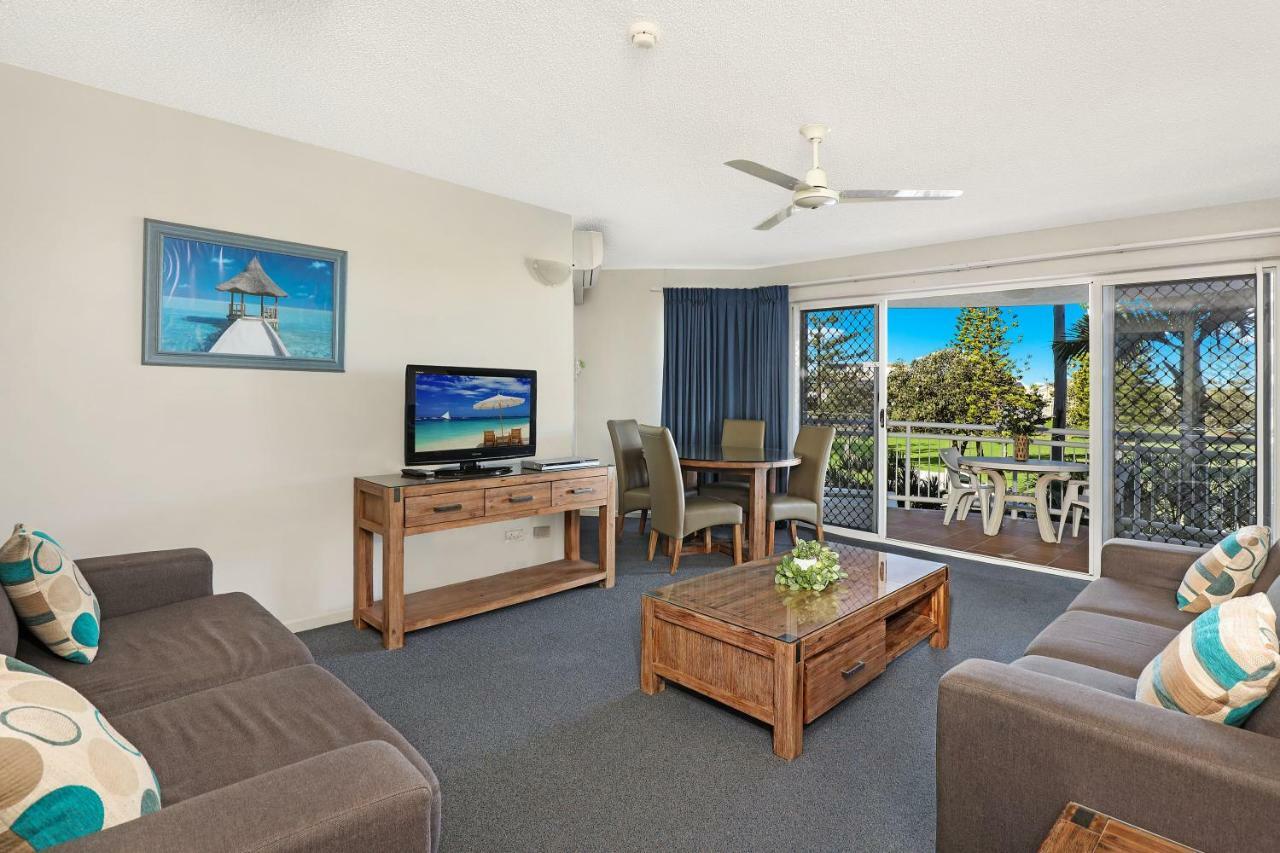 Beachside Resort Kawana Waters Buddina エクステリア 写真